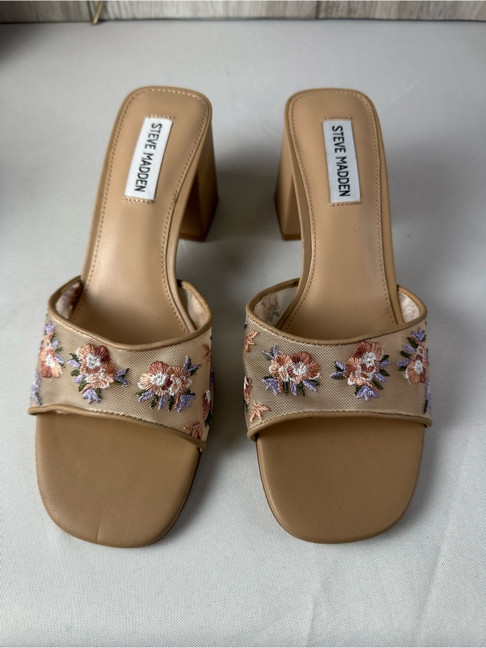 Steve Madden Tan Floral Embroidered Slide Heels